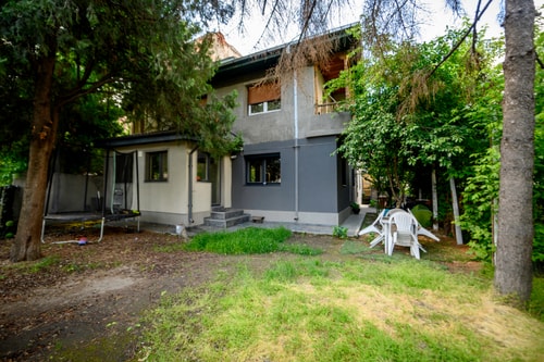 Kiseleff Flat 14 SocialSpot