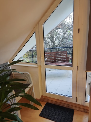 Split Crib – Chill Studio in Historic Brașov 10 SocialSpot