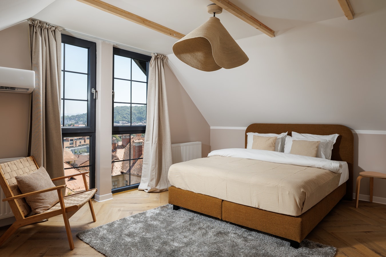Citadel Signature Penthouse • 2BR w. Mountain View SocialSpot