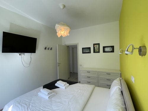 Cozy Riverfront 2 with Garden and Mountain View 61 SocialSpot