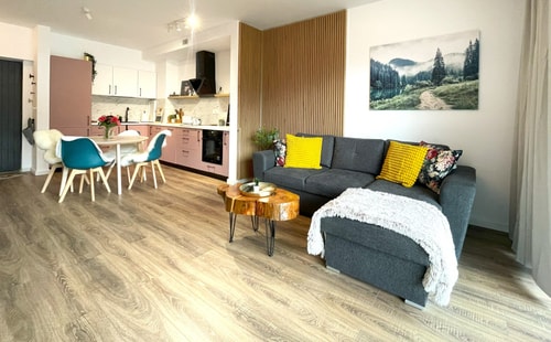 RoseWood Boutique Apartment - In Green Future Spa 15 SocialSpot