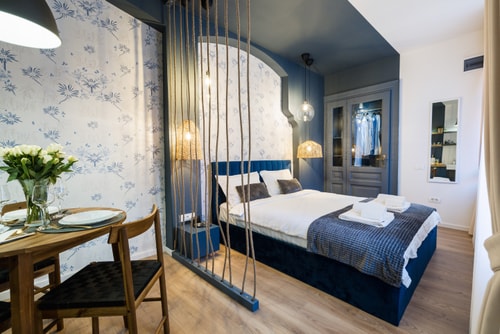 Victorian Blue Studio 11 SocialSpot