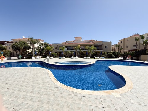 Cozy 2-BR Apt in Pyla (UCLAN Area)