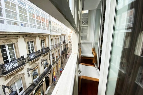 Apartamento 2h+2b en el centro con garaje 9 Apartamentos en Alquiler - Vibes Coruña