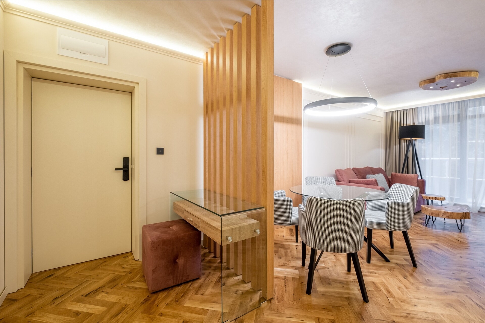 SOFapart Comfy and Elegant Apt with 2 BDR/ Parking 6 Flat Manager Booking