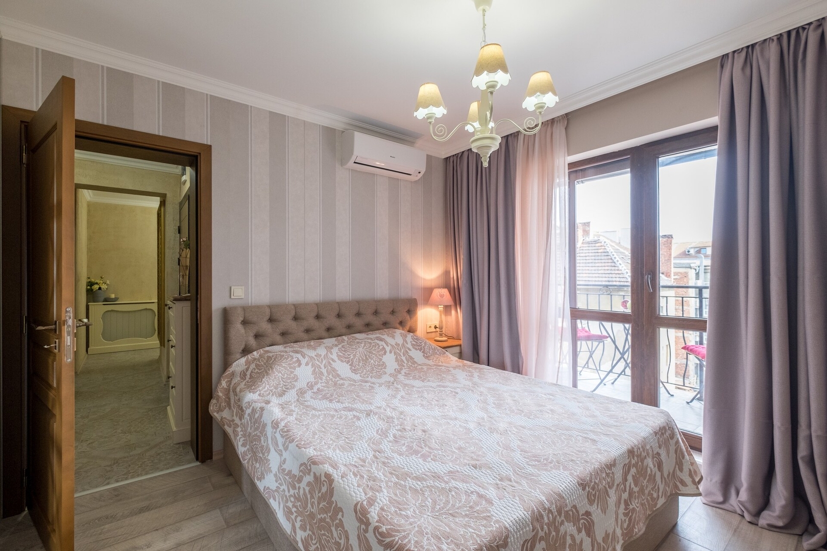 The EGO house @ Vitoshka Street 15 Flat Manager Booking