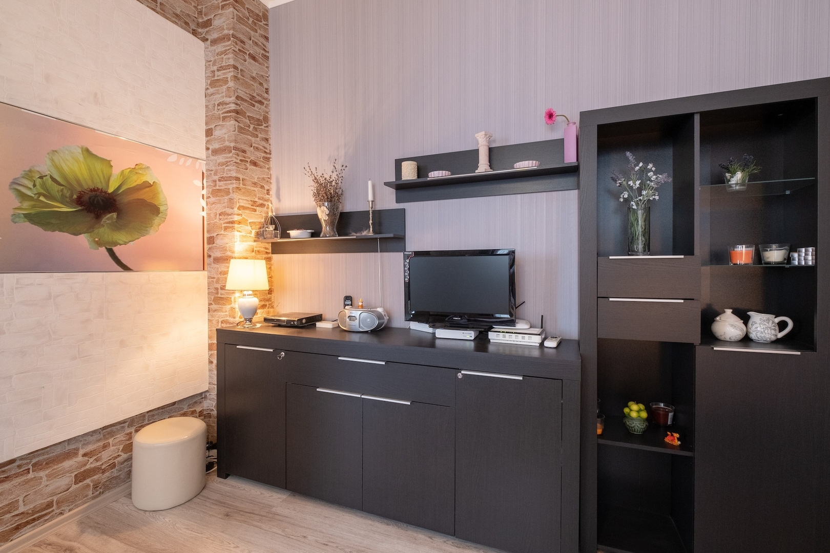✵Little HoMe with a Park View✵ 10 Flat Manager Booking