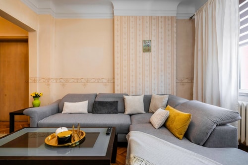 Aristocratic 2 Bedroom Flat Next to NDK 6 Flat Manager Booking