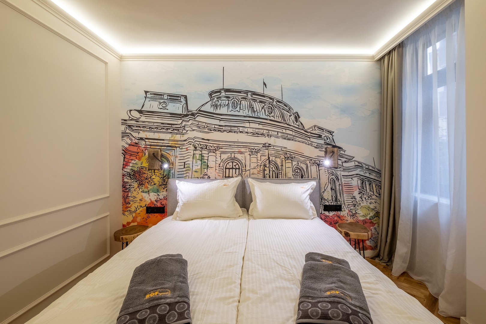 SOFapart Boutique Apt with 3 BDR + 2 BTH & Parking 29 Flat Manager Booking