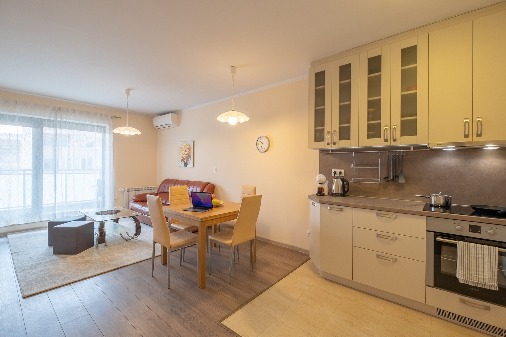 APT 32 near Mall of Sofia & Metro Station 7 Flat Manager Booking