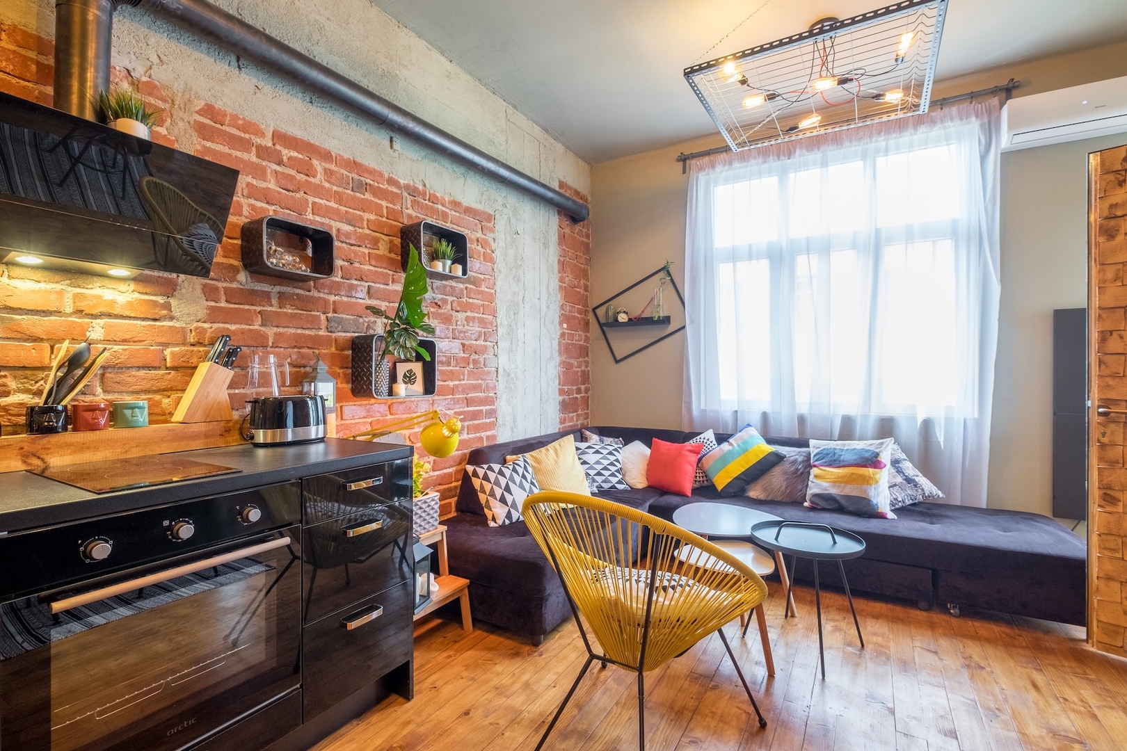 3 BDR & 3 BTHR Duplex | In the Heart of Sofia 55 Flat Manager Booking