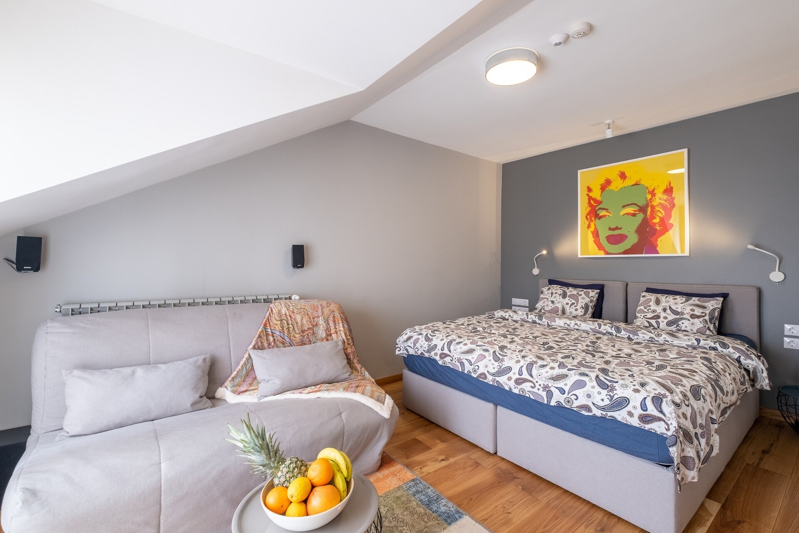 ⭐⭐⭐⭐⭐ High-end Designer Studio ➫ AC + Parking 8 Flat Manager Booking