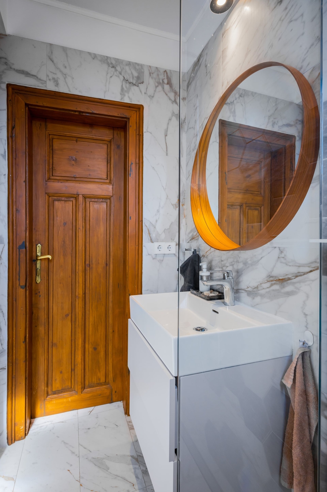 Cozy Heaven at Vitosha Blvd - Sofia - 2BDR 35 Flat Manager Booking