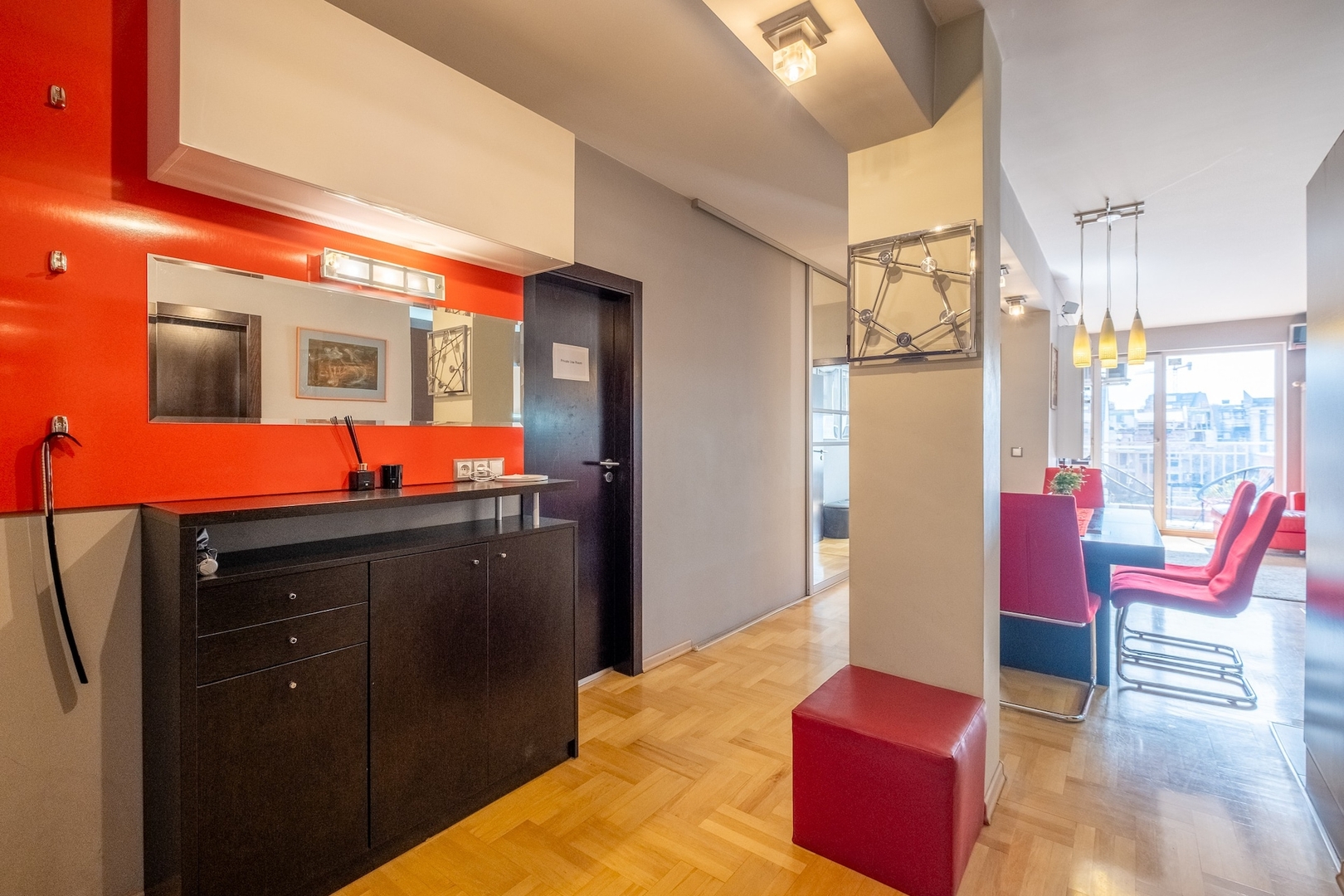 iLonka's Home | 1 BDR with Workspace and Terrace 31 Flat Manager Booking