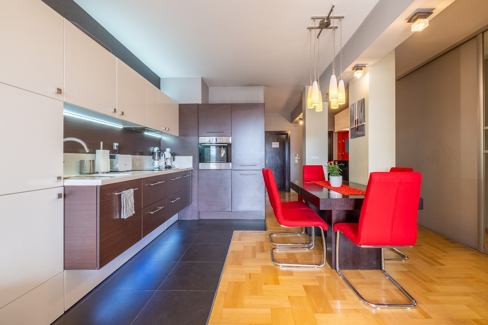 iLonka's Home | 1 BDR with Workspace and Terrace 33 Flat Manager Booking