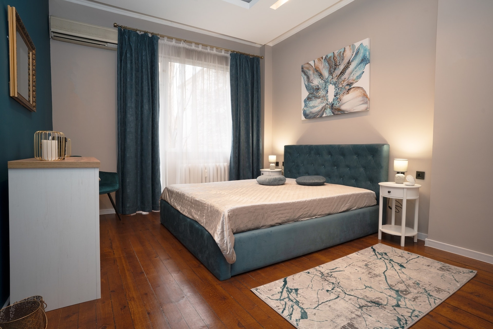 Great Studio 6 Flat Manager Booking