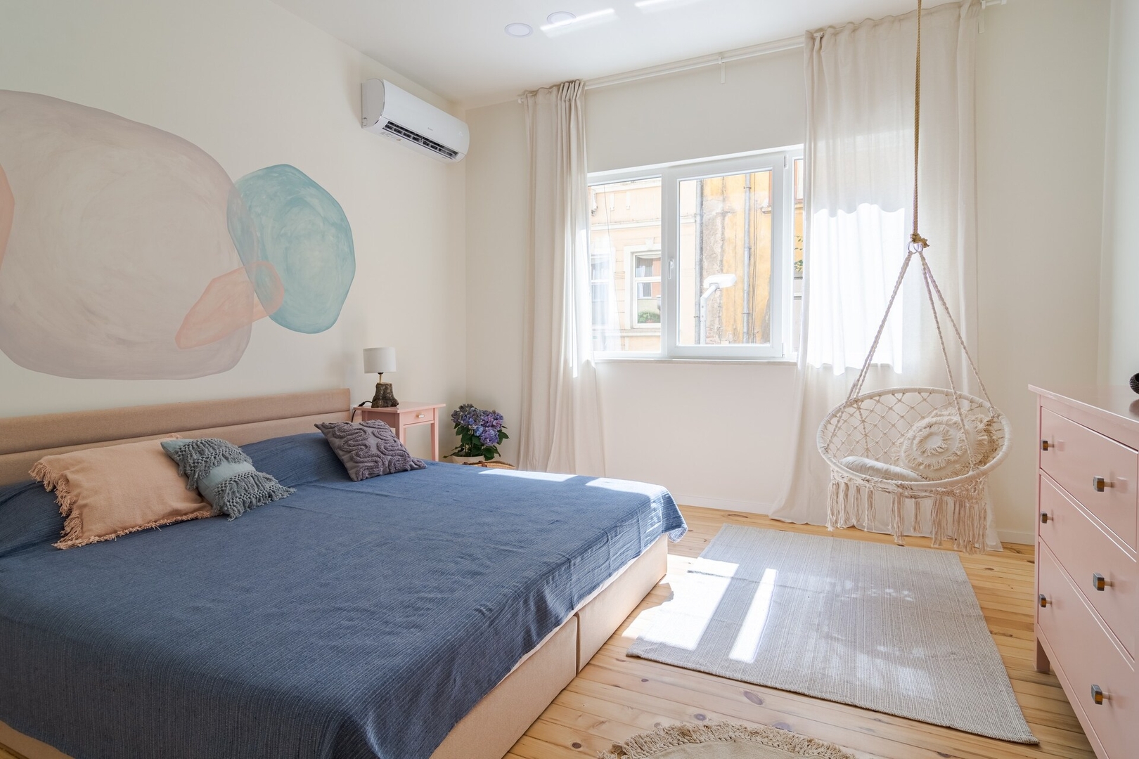 City Center 1BR | Super King Size Bed WiFi200Mbp 13 Flat Manager Booking