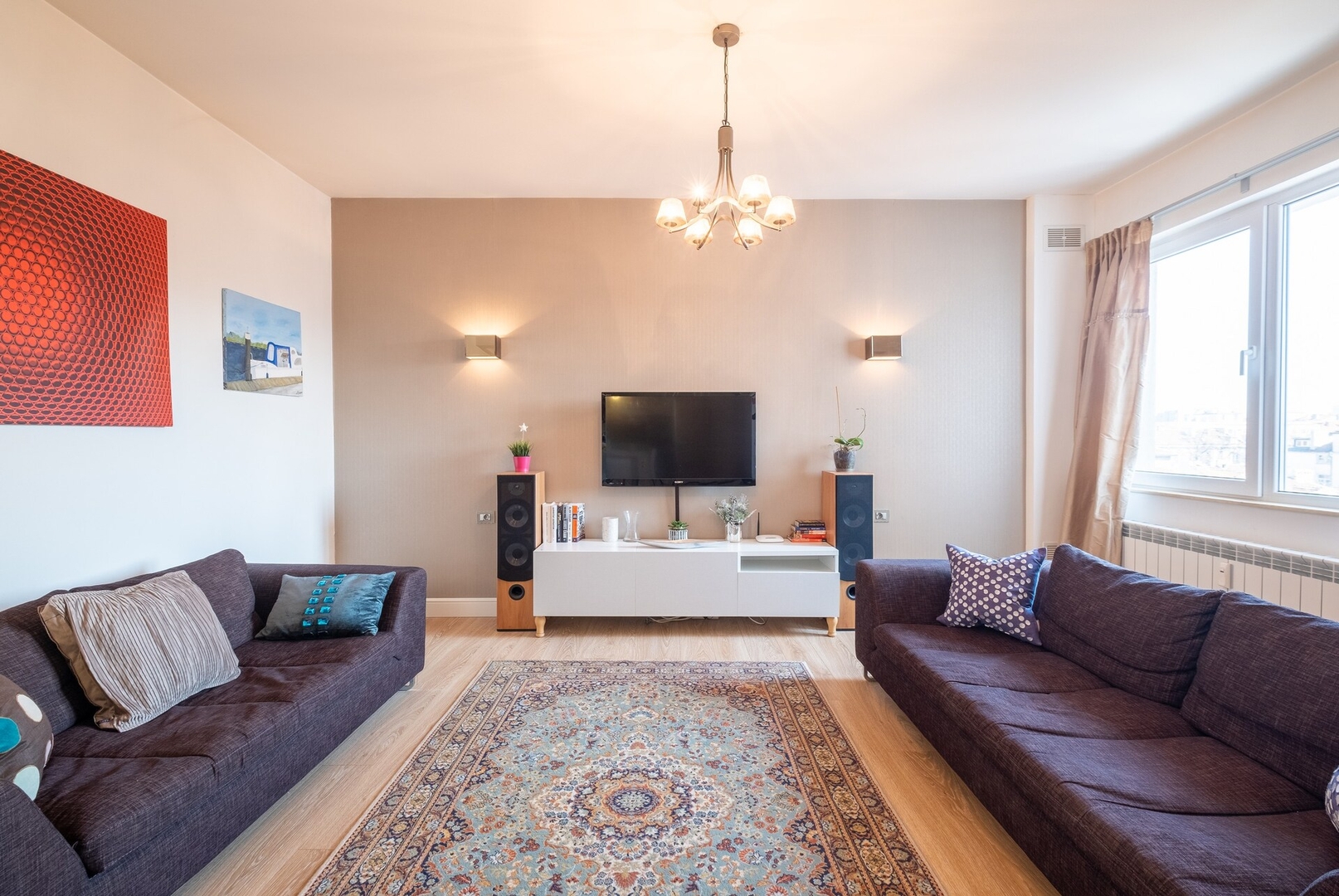 Tranquil Place in the middle of Downtown 1 Flat Manager Booking