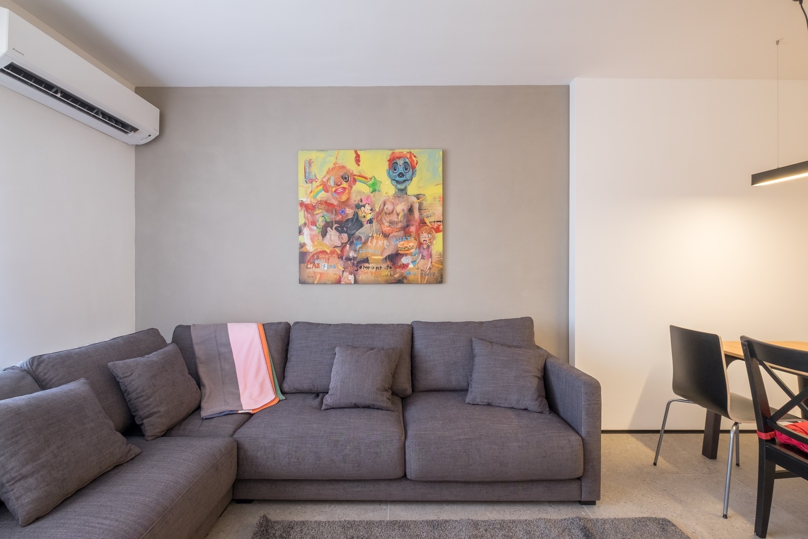 Minimal interior design / Metro Station / Luxury A 6 Flat Manager Booking