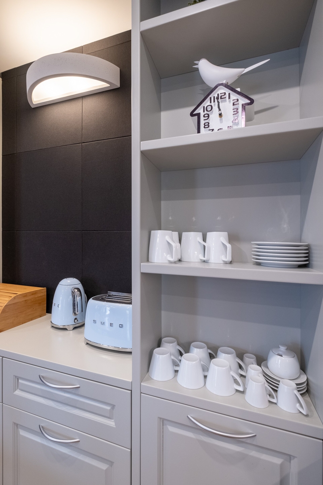 ⭐⭐⭐⭐⭐ High-end Designer Aprt ➫ AC & Lift & Balcony 24 Flat Manager Booking