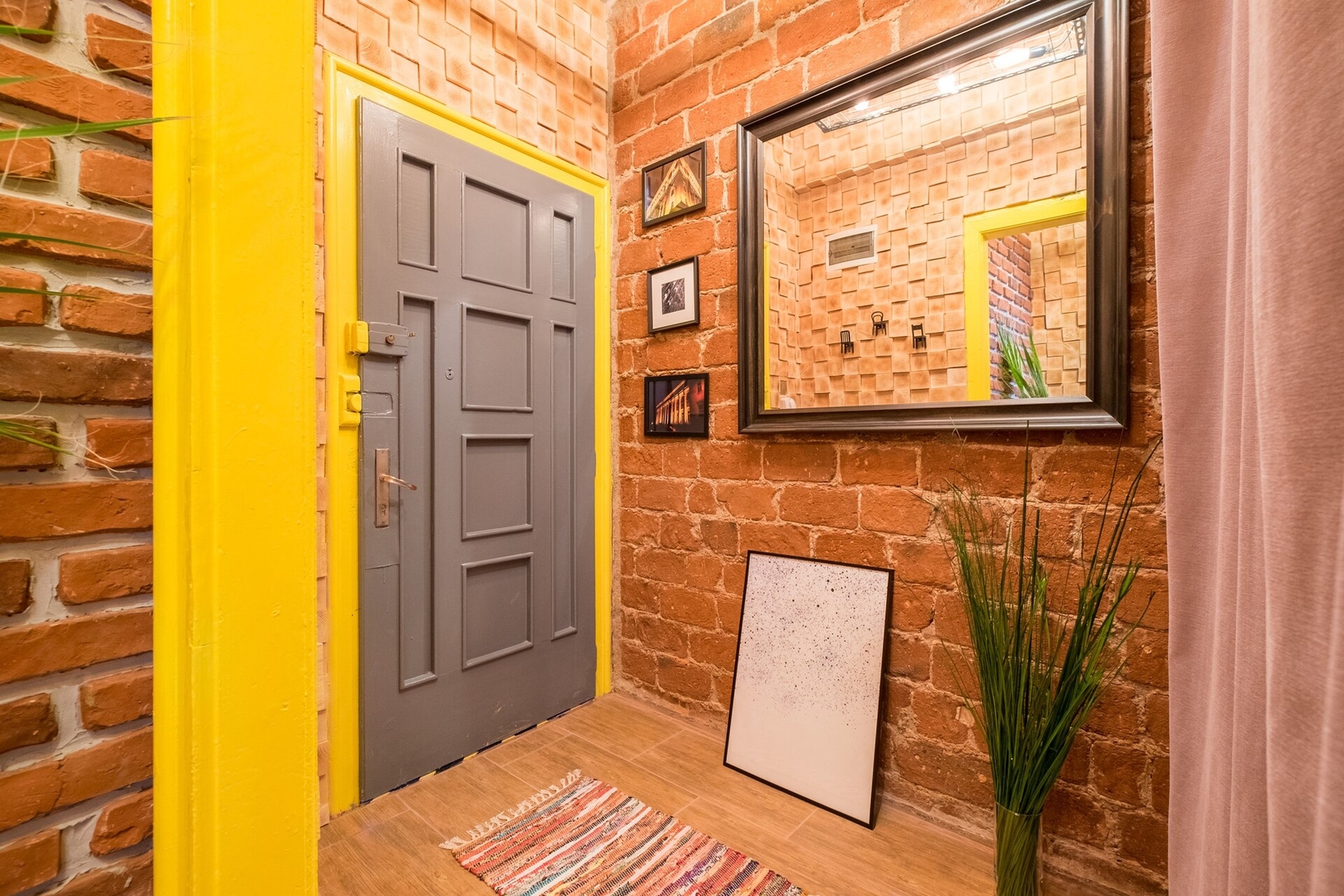 3 BDR & 3 BTHR Duplex | In the Heart of Sofia 47 Flat Manager Booking