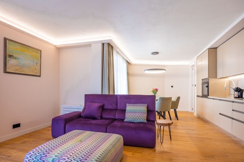 SOFapart Lovely Gem with Balcony 20 Flat Manager Booking