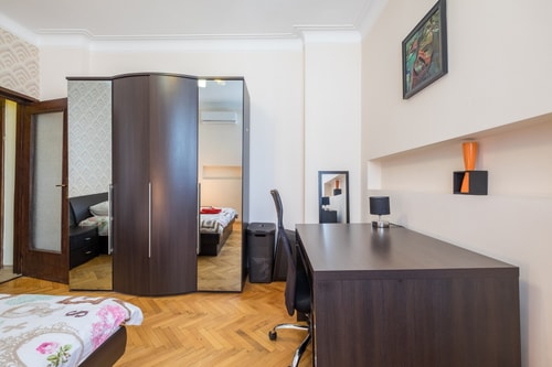 ☼ Very Central & Aristocratic 2BDR w/ ACs ☼ 17 Flat Manager Booking