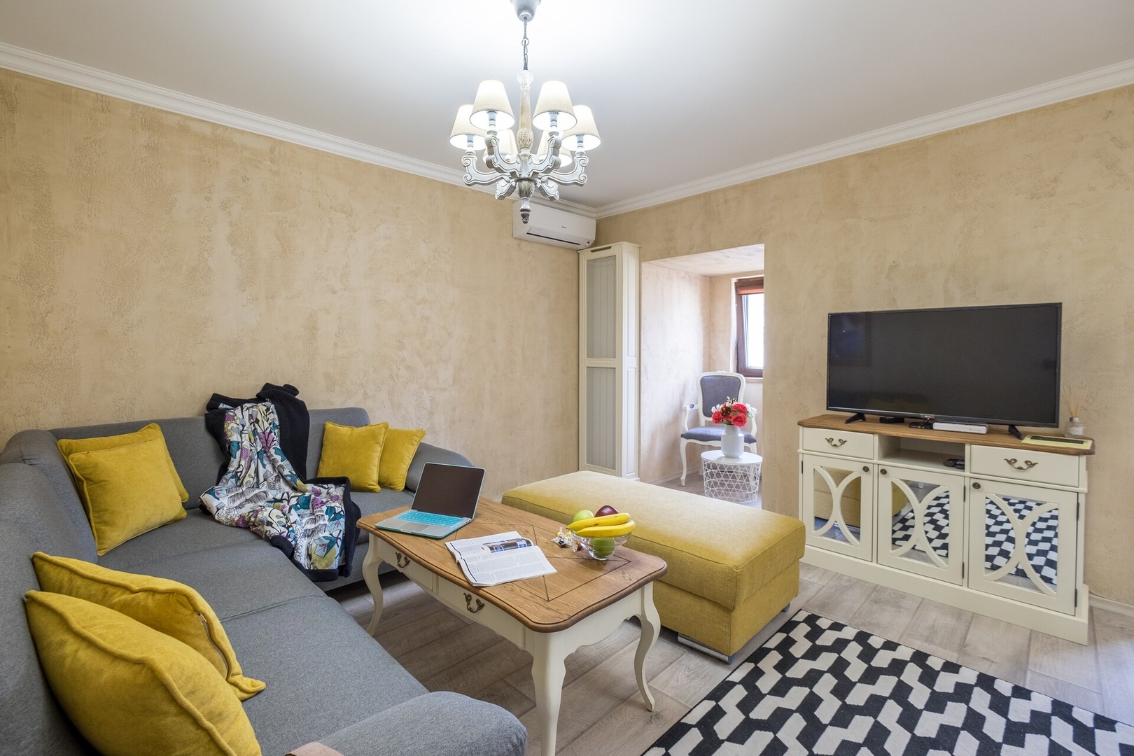 The EGO house @ Vitoshka Street 2 Flat Manager Booking