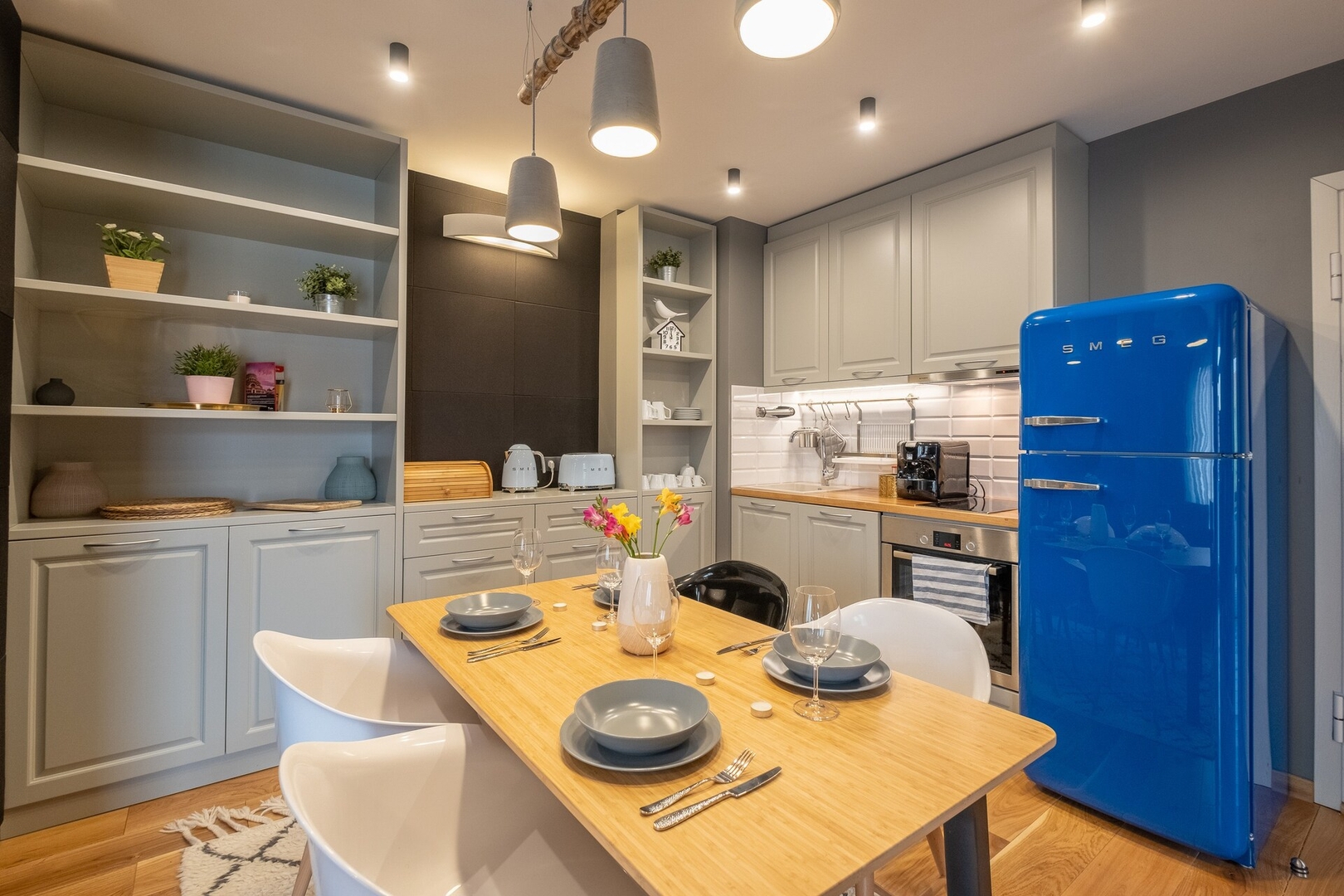 ⭐⭐⭐⭐⭐ High-end Designer Aprt ➫ AC & Lift & Balcony 0 Flat Manager Booking