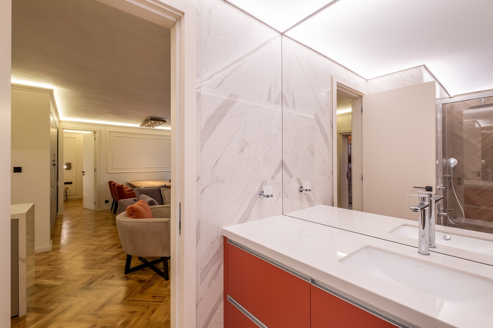 SOFapart Boutique Apt with 3 BDR + 2 BTH & Parking 19 Flat Manager Booking