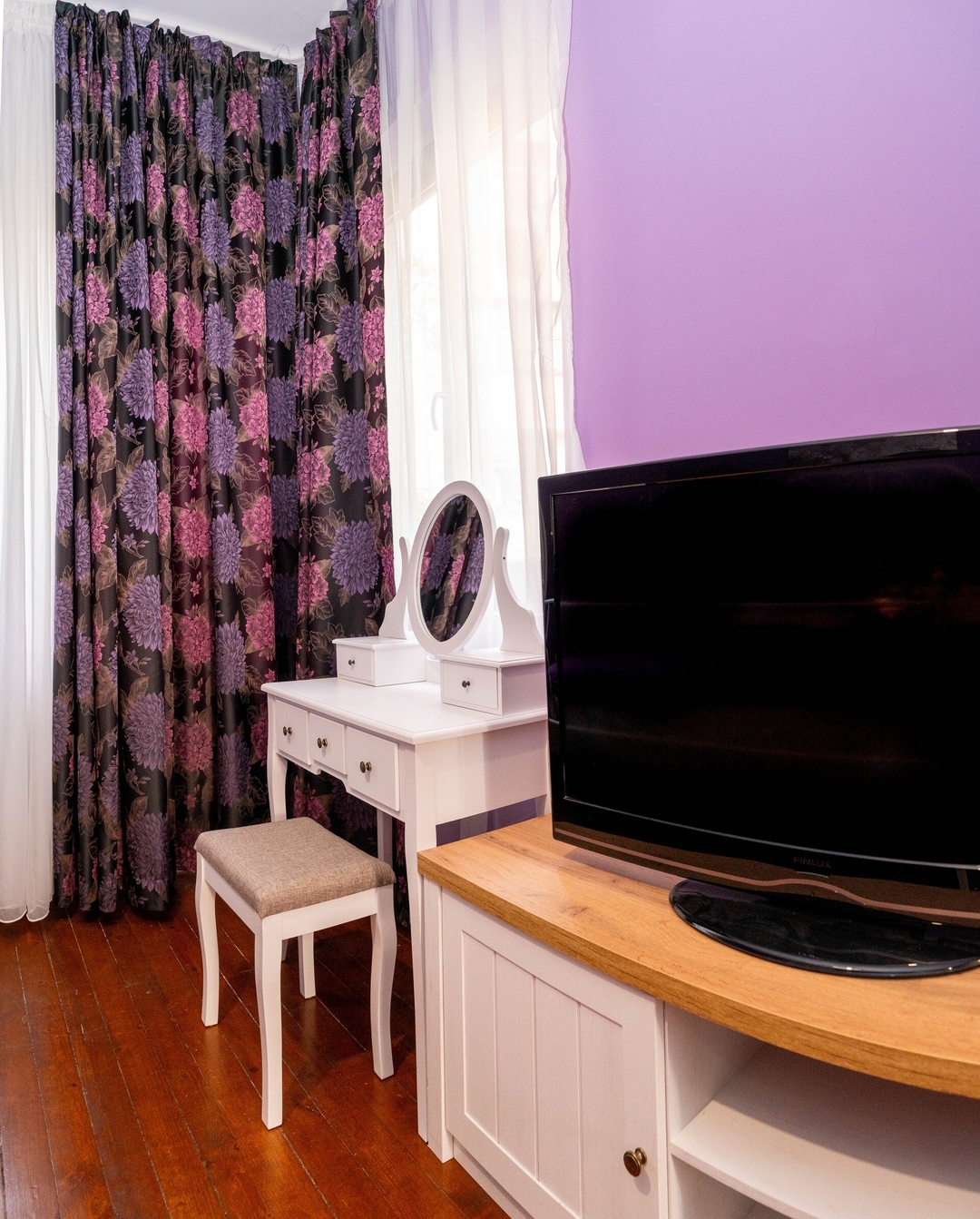 Casa Viola - One BDR Suite next to NDK 10 Flat Manager Booking