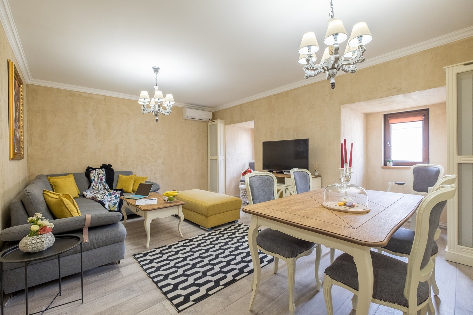 The EGO house @ Vitoshka Street 40 Flat Manager Booking