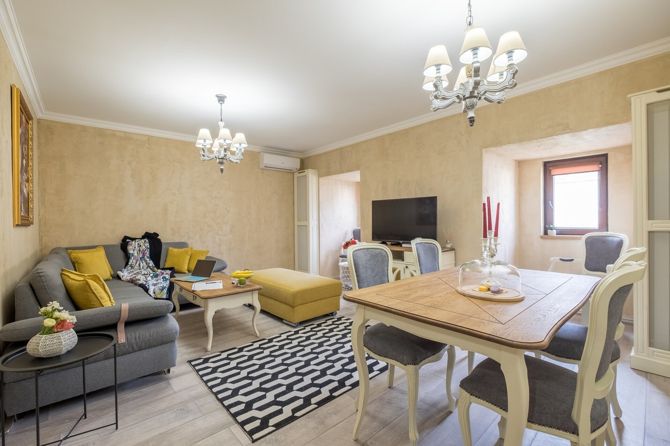 The EGO house @ Vitoshka Street 40 Flat Manager Booking