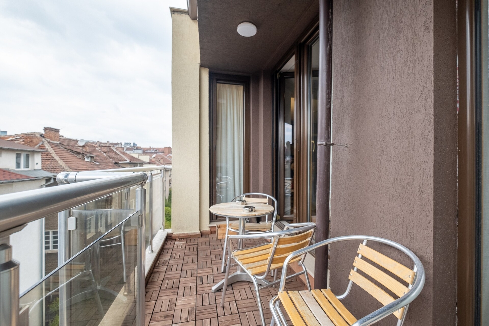 ⭐⭐⭐⭐⭐ High-end Designer 2BR Aprt + Lift&Balconies 52 Flat Manager Booking