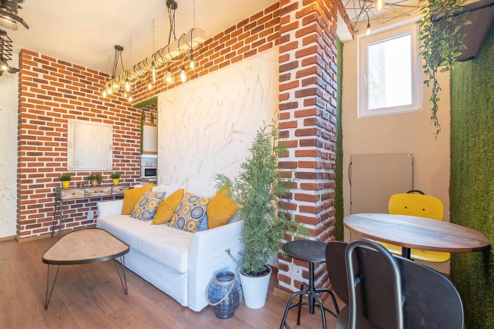3 BDR & 3 BTHR Duplex | In the Heart of Sofia 26 Flat Manager Booking