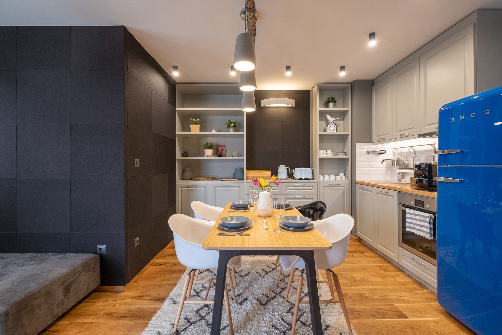 ⭐⭐⭐⭐⭐ High-end Designer Aprt ➫ AC & Lift & Balcony 20 Flat Manager Booking