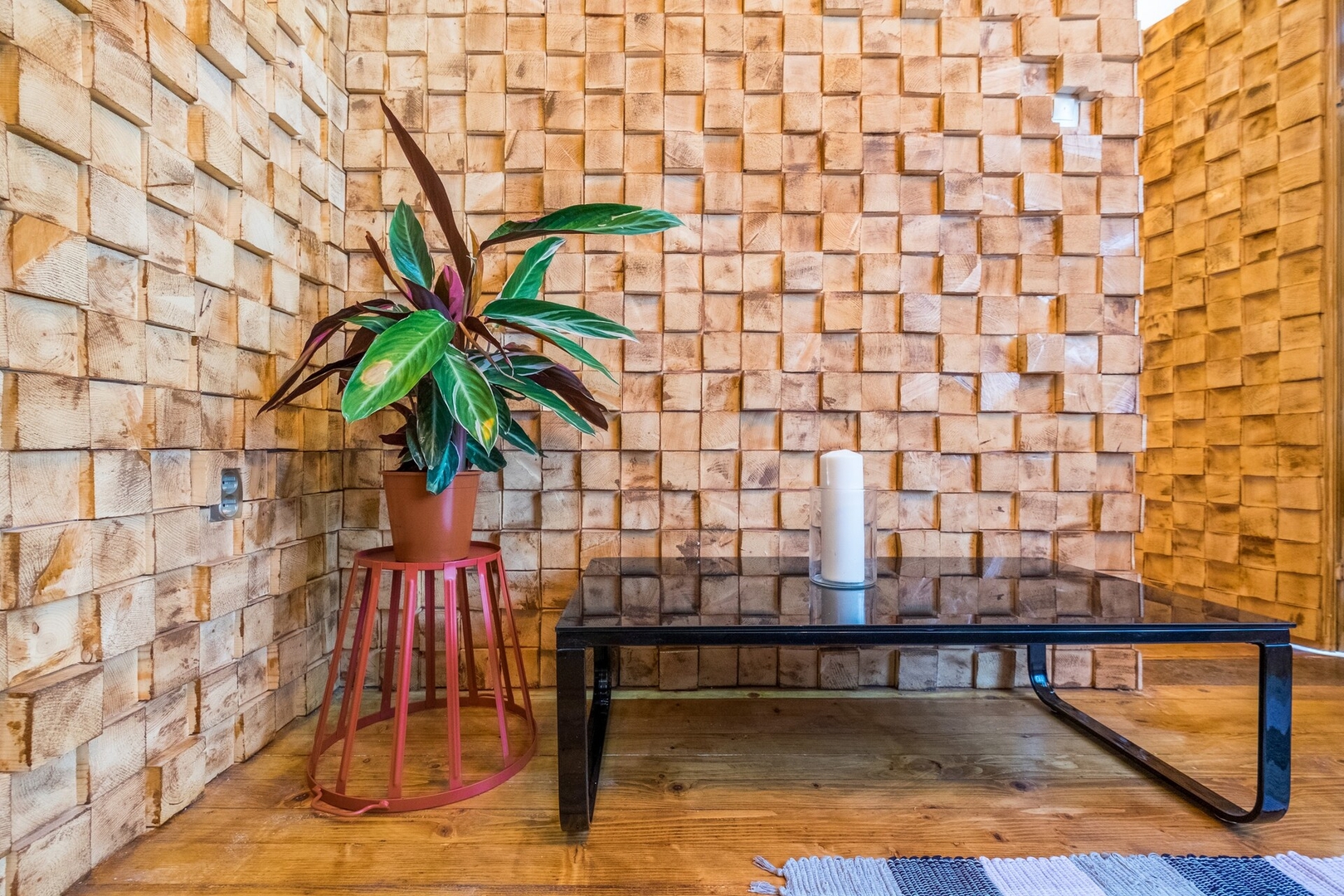 2 BDR & 2 BTHR Funky Apartment / Supreme Location 50 Flat Manager Booking