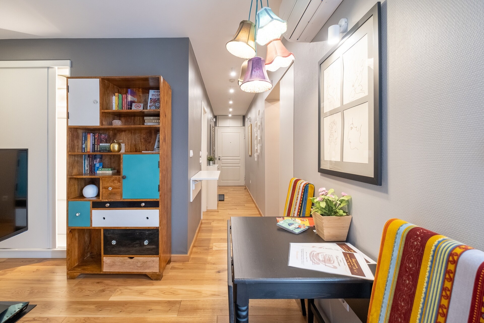 ⭐⭐⭐⭐⭐ High-end Designer Studio ➫ AC + Parking 4 Flat Manager Booking