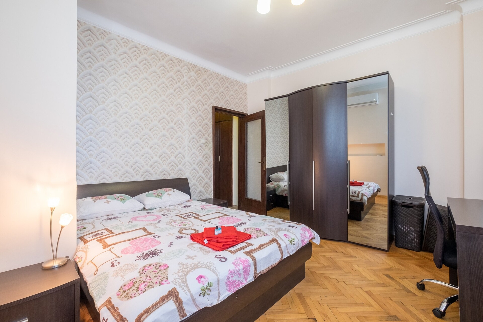 ☼ Very Central & Aristocratic 2BDR w/ ACs ☼ 19 Flat Manager Booking