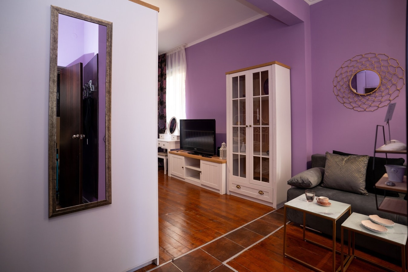 Casa Viola - One BDR Suite next to NDK 7 Flat Manager Booking