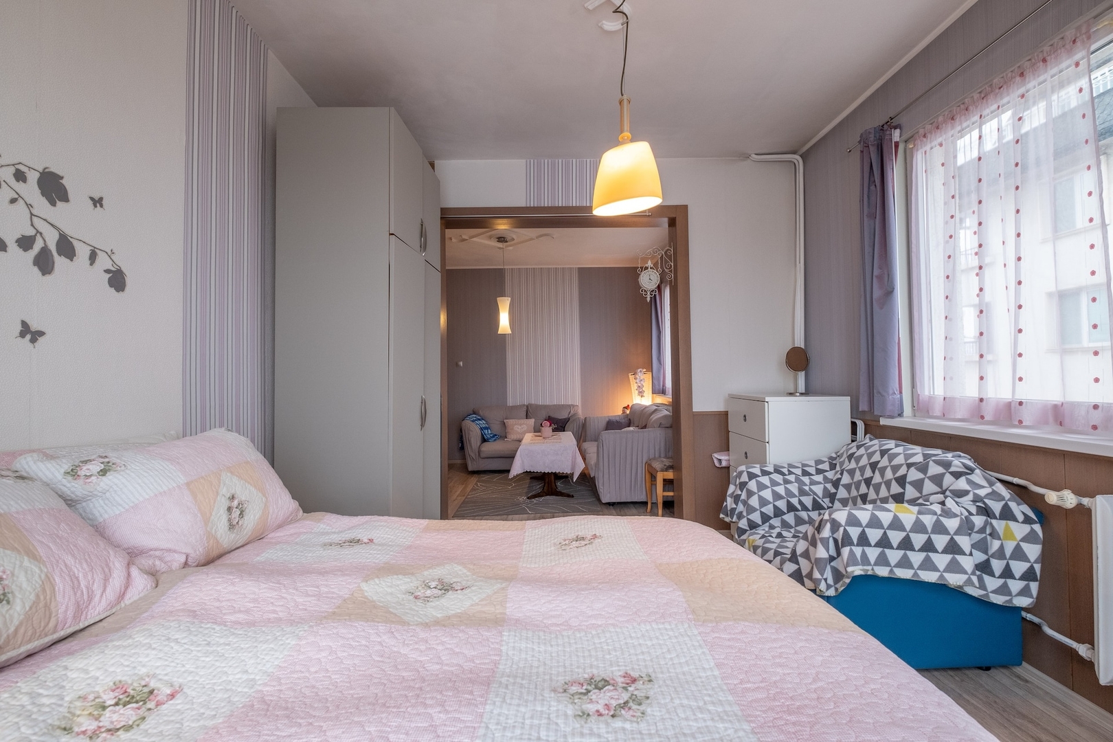 ✵Little HoMe with a Park View✵ 12 Flat Manager Booking