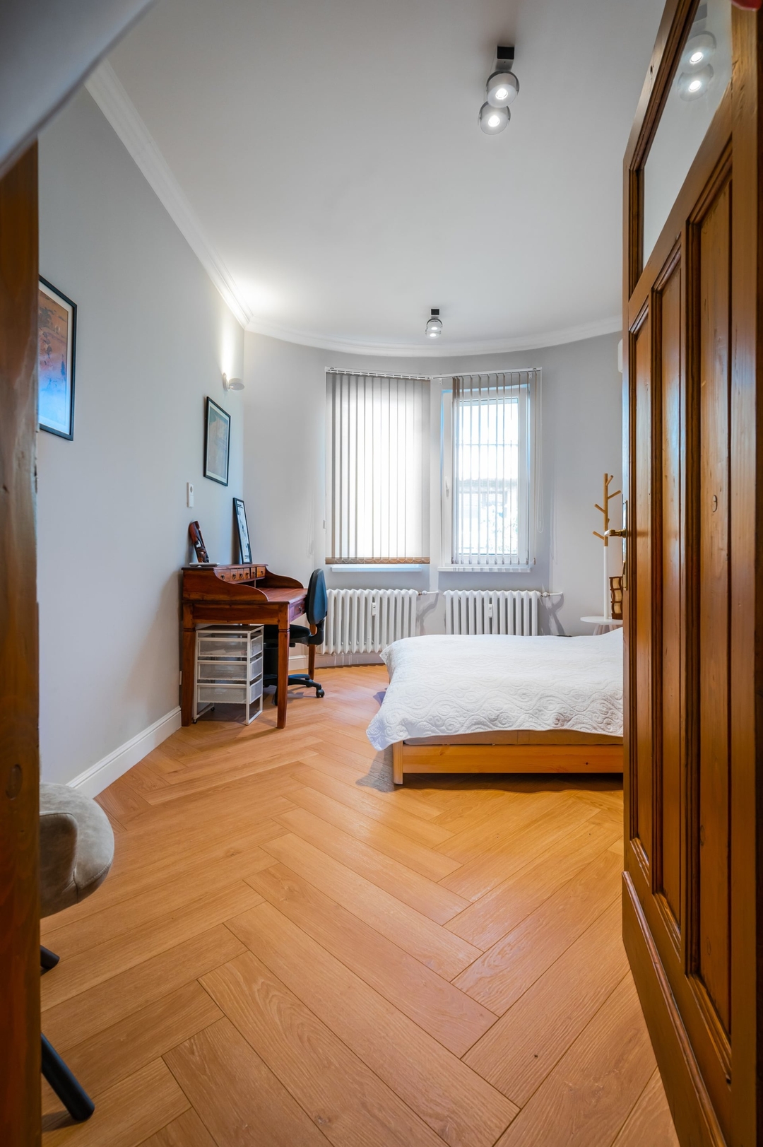 Cozy Heaven at Vitosha Blvd - Sofia - 2BDR 24 Flat Manager Booking