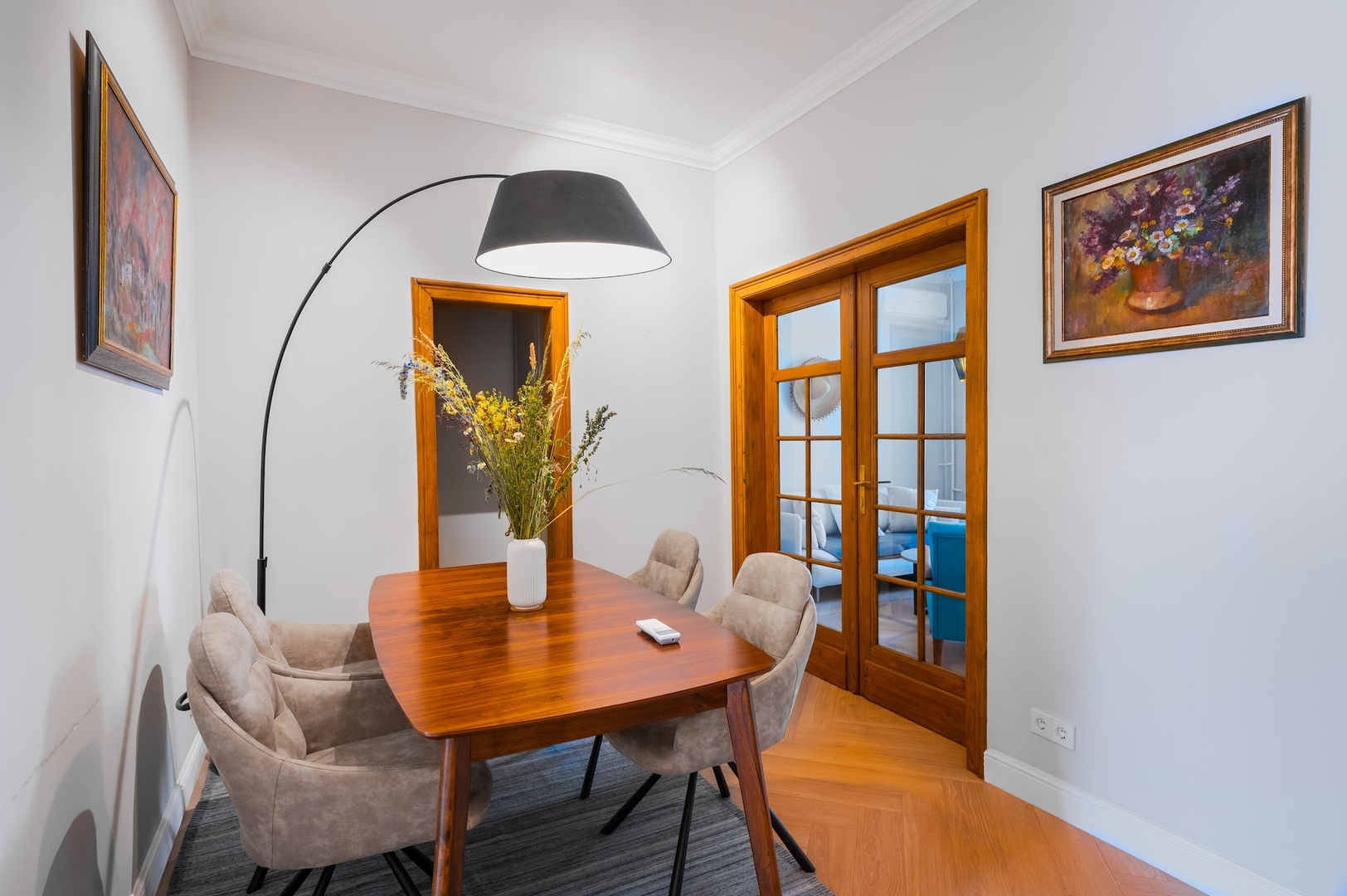 Cozy Heaven at Vitosha Blvd - Sofia - 2BDR 9 Flat Manager Booking