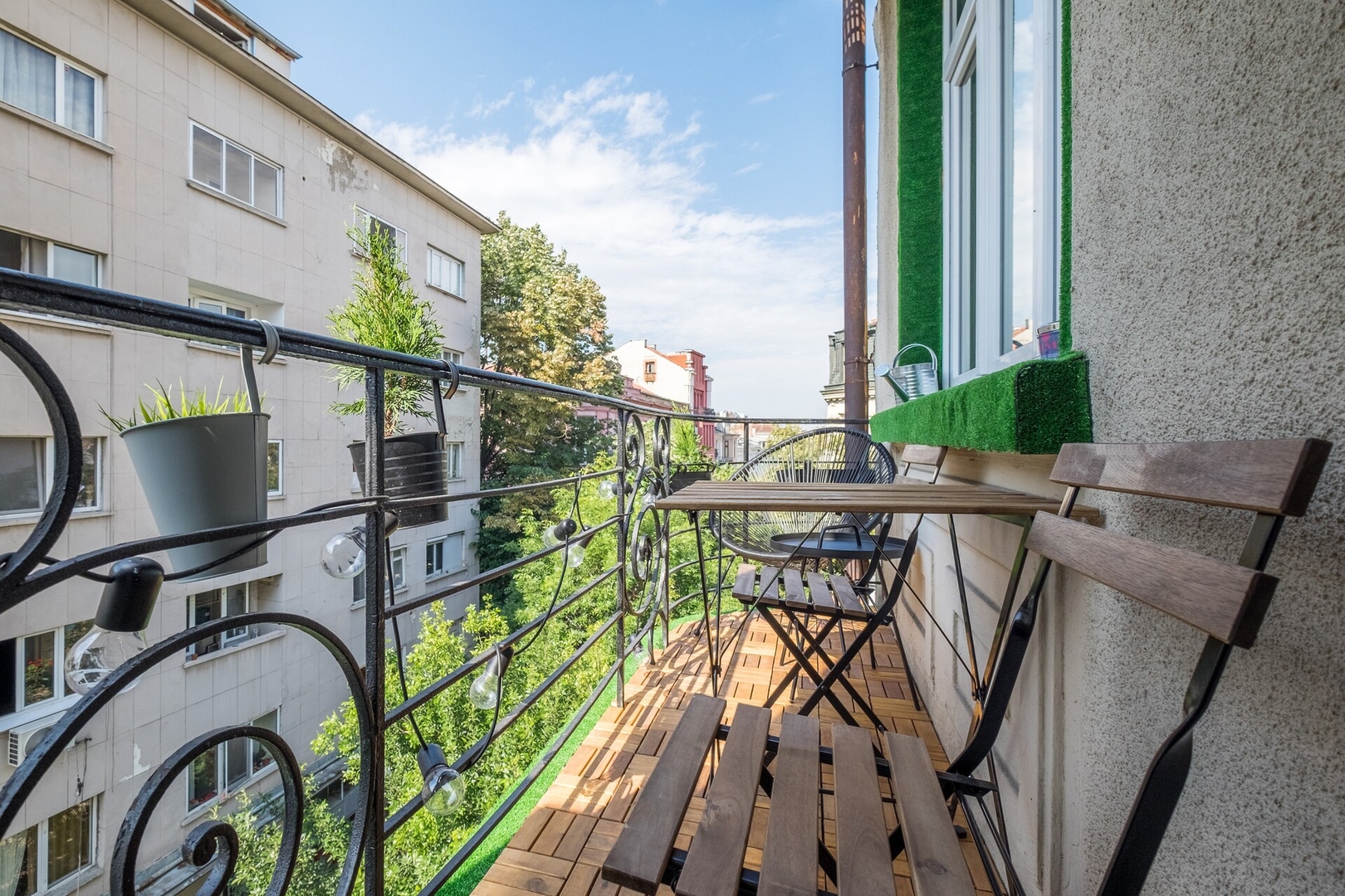 2 BDR & 2 BTHR Funky Apartment / Supreme Location 56 Flat Manager Booking