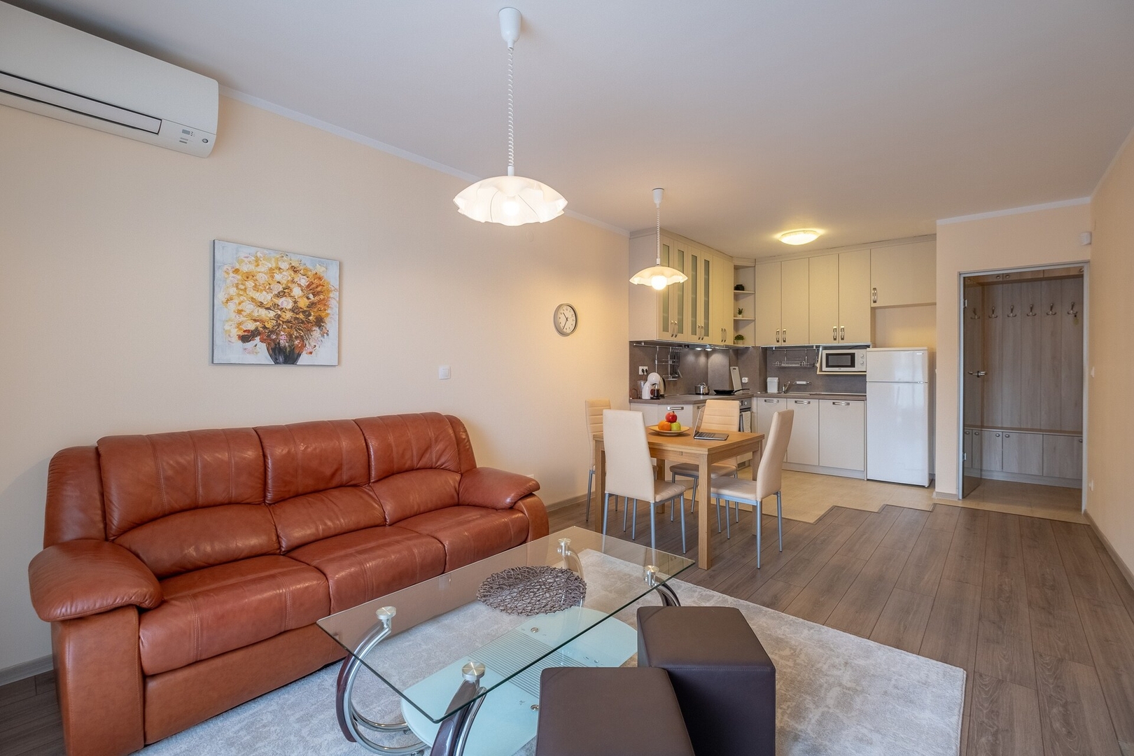 APT 32 near Mall of Sofia & Metro Station 1 Flat Manager Booking