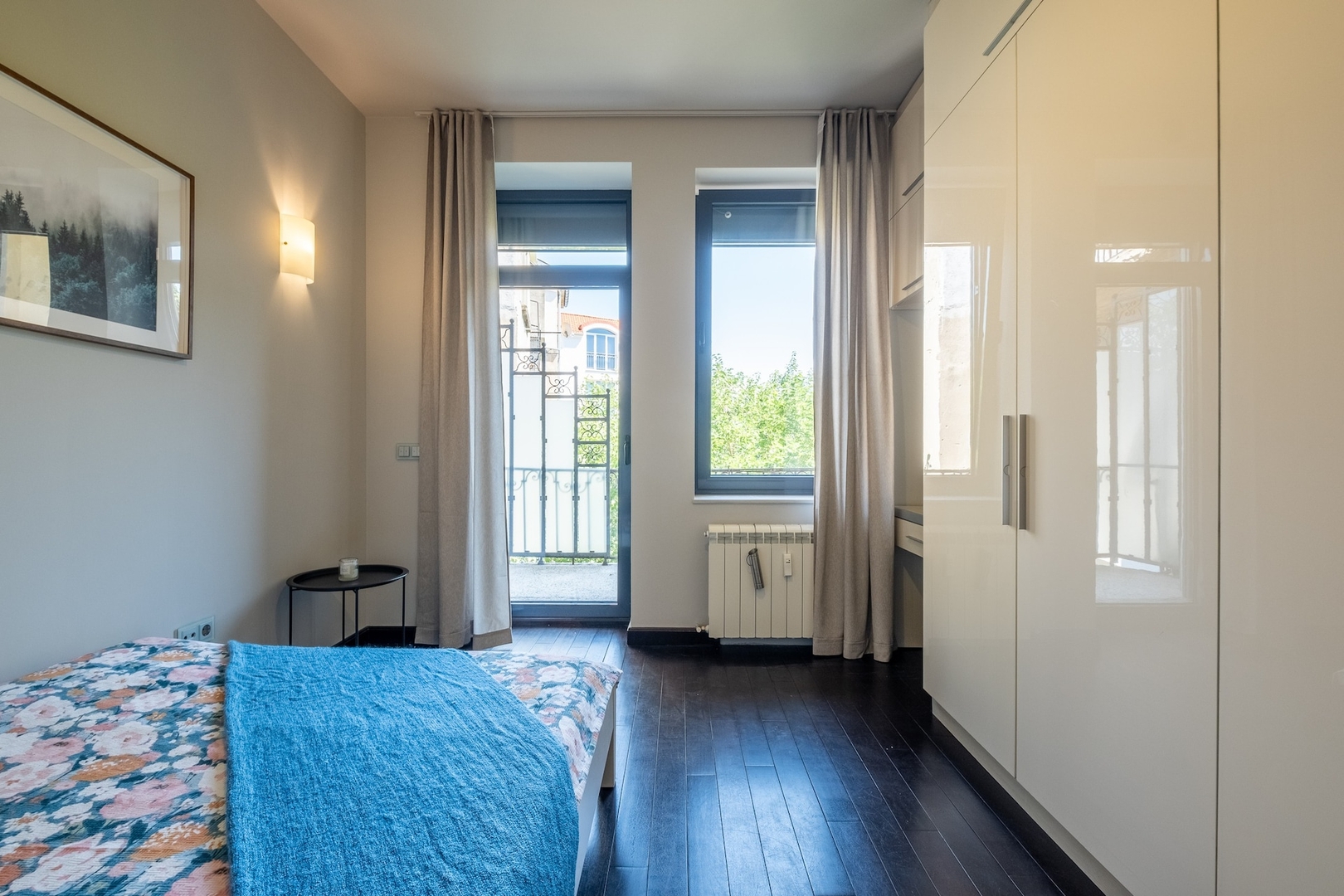Modern yet Rustic Style City Centre Apt | 2BR/2BTH 28 Flat Manager Booking