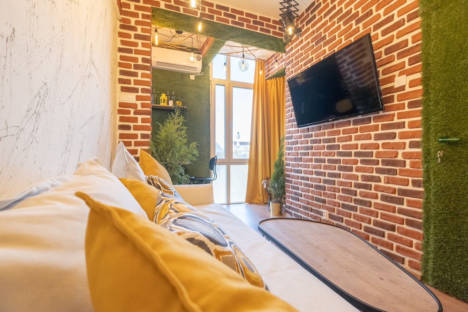 3 BDR & 3 BTHR Duplex | In the Heart of Sofia 25 Flat Manager Booking