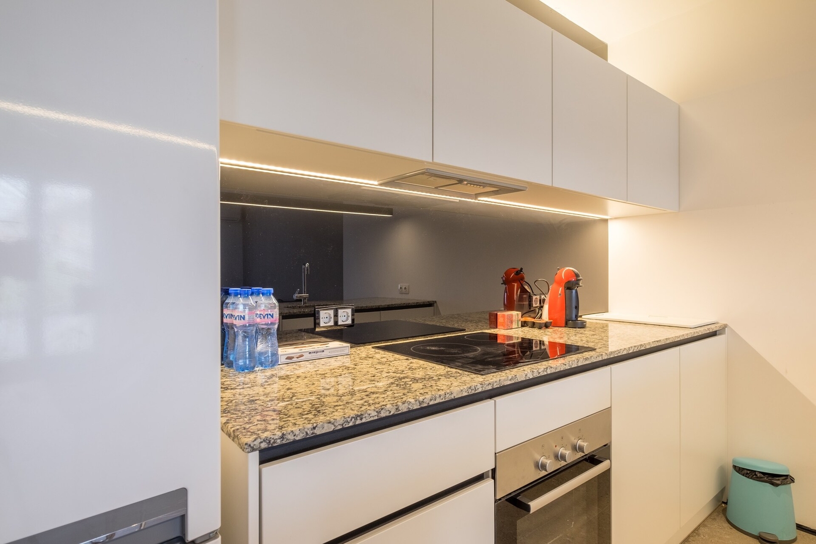 Minimal interior design / Metro Station / Luxury B 13 Flat Manager Booking