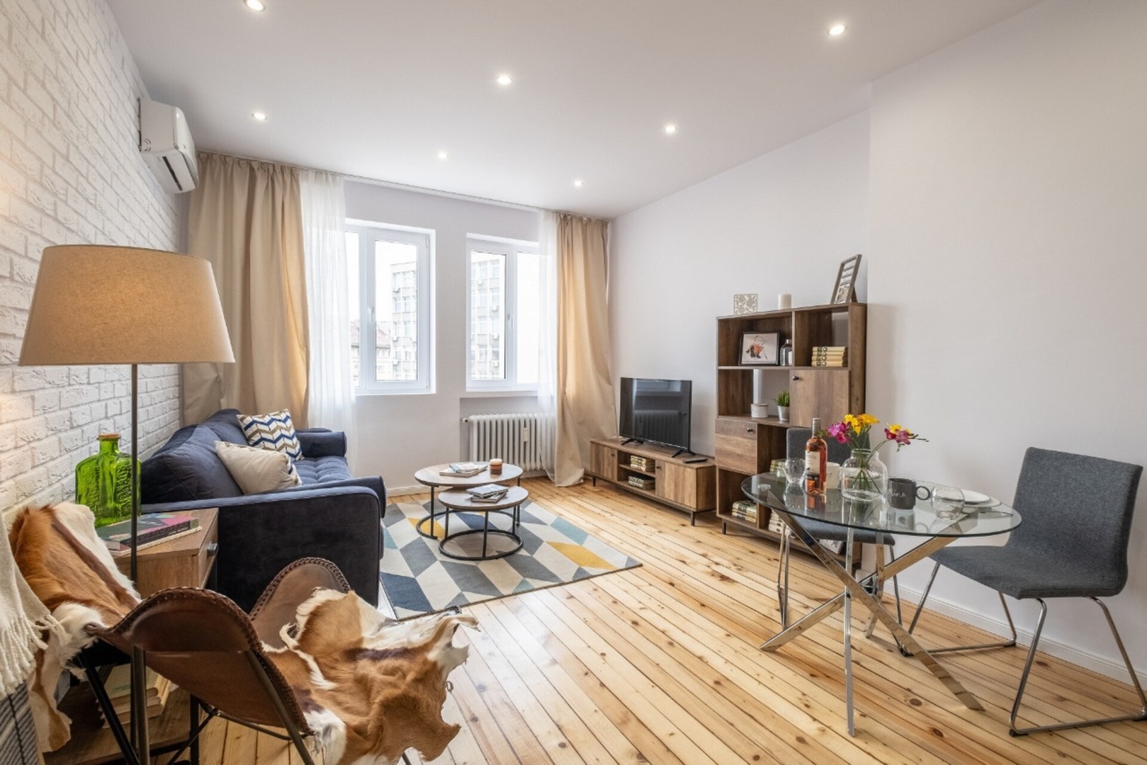 2BR Apartment | Stylish Gem | AC 0 Flat Manager Booking