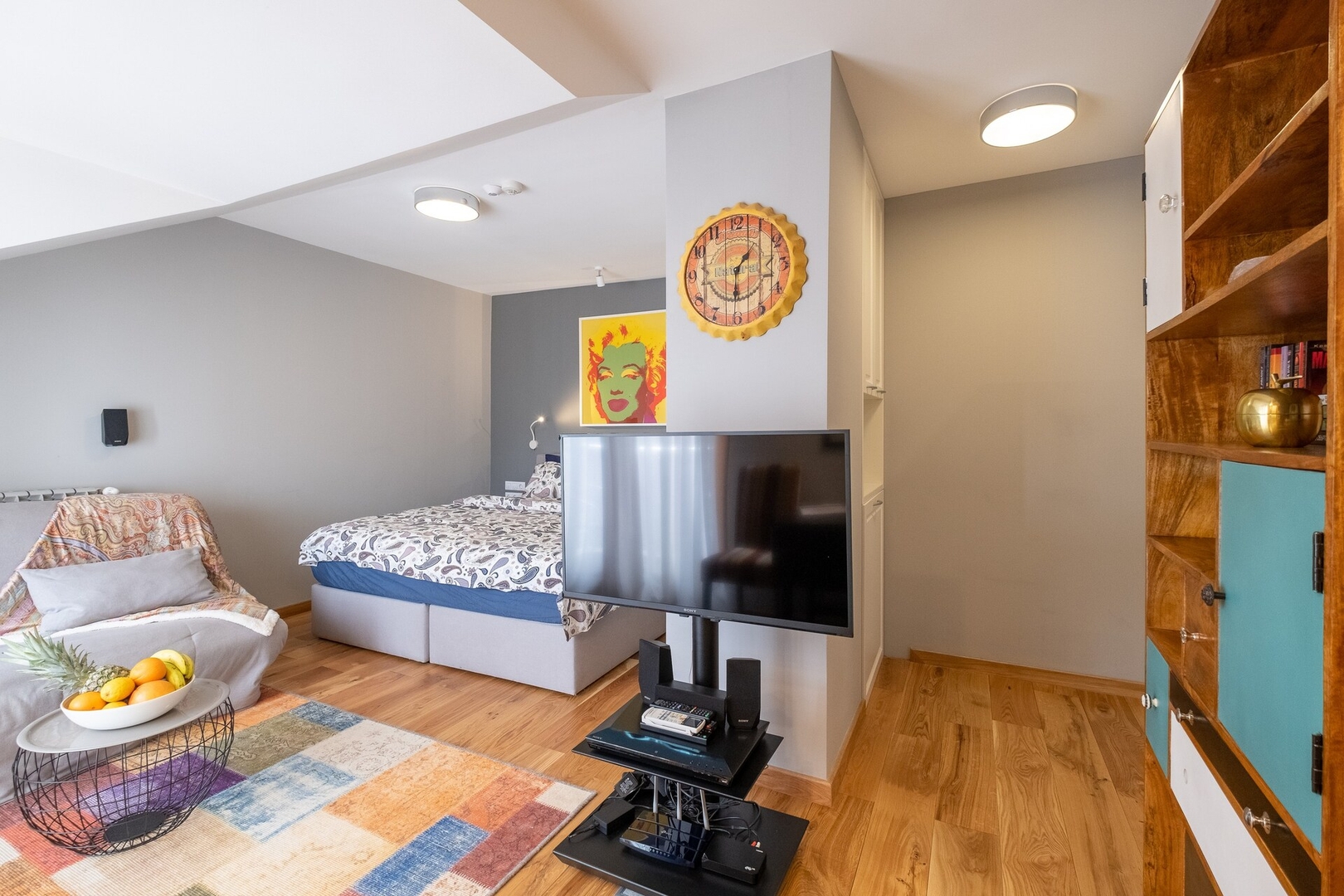 ⭐⭐⭐⭐⭐ High-end Designer Studio ➫ AC + Parking 6 Flat Manager Booking